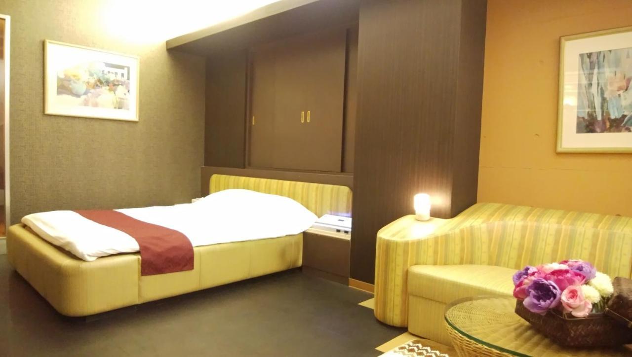 La.Festa (Adults Only) Hotel Takamatsu Exterior photo